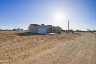 33279 W Alta Vista Rd, Tonopah, AZ 85354 - Photo 2