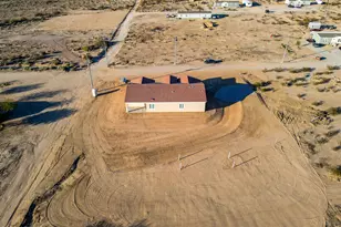 33279 W Alta Vista Rd, Tonopah, AZ 85354 - Photo 12