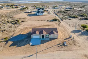 33279 W Alta Vista Rd, Tonopah, AZ 85354 - Photo 8