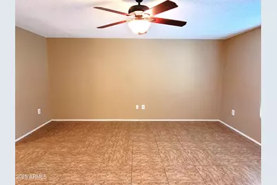 11005 W Kelso Drive, Sun City, AZ 85351 - Photo 4