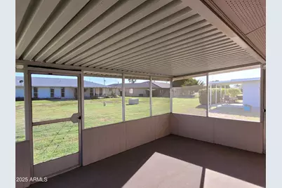 11005 W Kelso Drive, Sun City, AZ 85351 - Photo 6