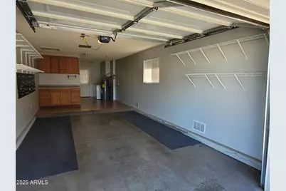 11005 W Kelso Drive, Sun City, AZ 85351 - Photo 18