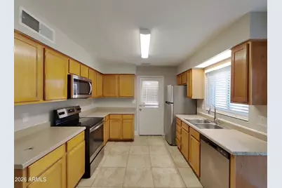 9833 N 47th Drive, Glendale, AZ 85302 - Photo 4