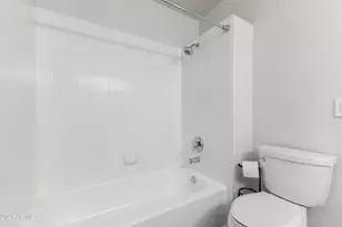 7543 W Surrey Ave, Peoria, AZ 85381 - Photo 18