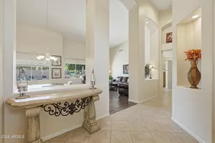 547 E Parkview Dr, Gilbert, AZ 85295 - Photo 6