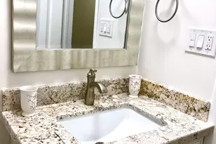 3066 N 32nd Street N, Phoenix, AZ 85018 - Photo 12