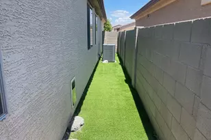 12219 W Tether Trl, Peoria, AZ 85383 - Photo 16