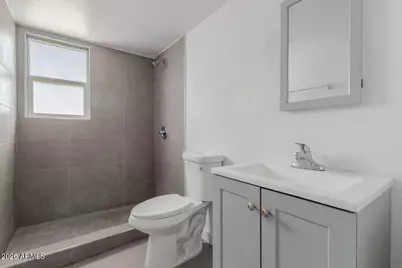 6629 N 27th Avenue, Phoenix, AZ 85017 - Photo 16