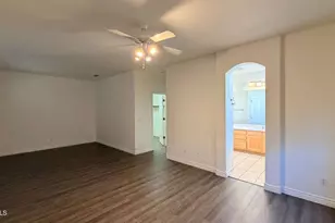 2614 E Fremont Rd, Phoenix, AZ 85042 - Photo 8