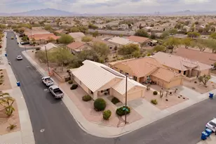 1075 S 232nd Ln, Buckeye, AZ 85326 - Photo 2