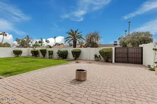 2411 E Alameda Dr, Tempe, AZ 85282 - Photo 24