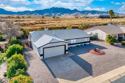 2300 Iris Drive, Sierra Vista, AZ 85635 - Photo 2