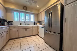 7660 E Highland Ave, Scottsdale, AZ 85251 - Photo 8