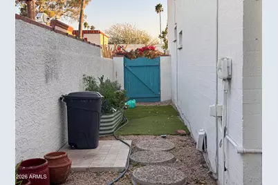 7660 E Highland Avenue, Scottsdale, AZ 85251 - Photo 54