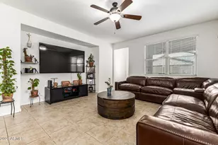 10336 W Hughes Dr, Tolleson, AZ 85353 - Photo 4