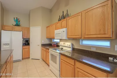 2420 E Malaga Drive, Casa Grande, AZ 85194 - Photo 14