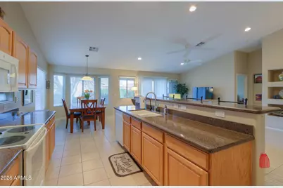 2420 E Malaga Drive, Casa Grande, AZ 85194 - Photo 12