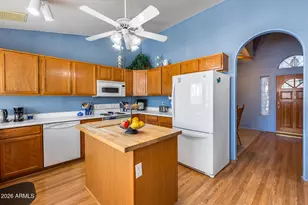 13601 N 19th St, Phoenix, AZ 85022 - Photo 8