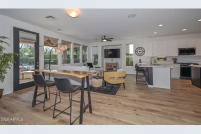 12917 W Red Fox Road, Peoria, AZ 85383 - Photo 10