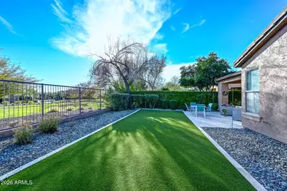 12917 W Red Fox Road, Peoria, AZ 85383 - Photo 40