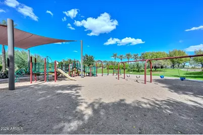 12917 W Red Fox Road, Peoria, AZ 85383 - Photo 48