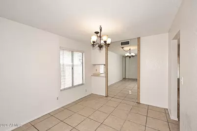 7827 W Jenan Drive, Peoria, AZ 85345 - Photo 8