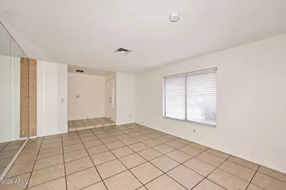 7827 W Jenan Drive, Peoria, AZ 85345 - Photo 6