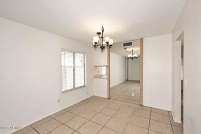 7827 W Jenan Drive, Peoria, AZ 85345 - Photo 8