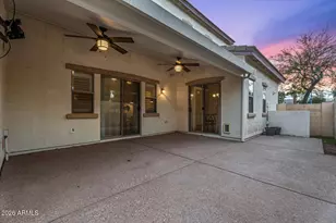 10370 W Sands Dr, Peoria, AZ 85383 - Photo 8