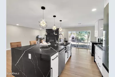 5122 W Fallen Leaf Lane, Glendale, AZ 85310 - Photo 12