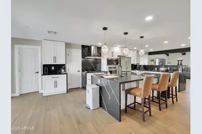 5122 W Fallen Leaf Lane, Glendale, AZ 85310 - Photo 10