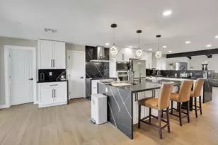 5122 W Fallen Leaf Ln, Glendale, AZ 85310 - Photo 10