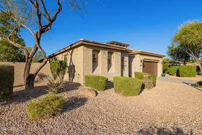 3340 E Yellowstone Place, Chandler, AZ 85249 - Photo 2