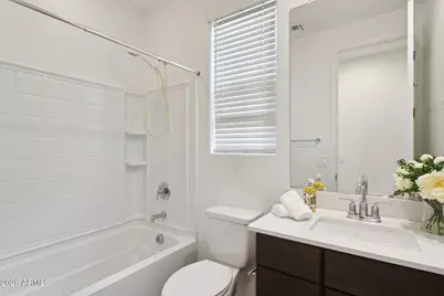 2566 W Huntington Drive, Phoenix, AZ 85041 - Photo 18