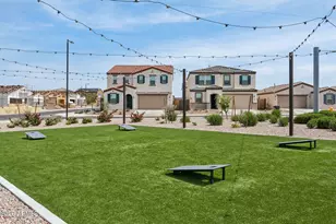 2566 W Huntington Dr, Phoenix, AZ 85041 - Photo 32