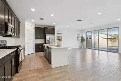 2566 W Huntington Drive, Phoenix, AZ 85041 - Photo 2