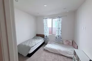 32441 N 19th Ln, Phoenix, AZ 85085 - Photo 8