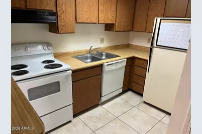 700 W University Drive #241, Tempe, AZ 85281 - Photo 2