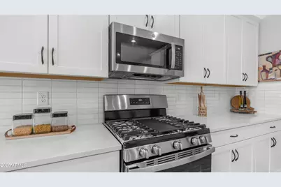 17597 W Red Fox Road, Surprise, AZ 85387 - Photo 8