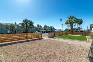 2608 W Pierson St, Phoenix, AZ 85017 - Photo 16