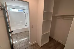 24185 W Desert Bloom St, Buckeye, AZ 85326 - Photo 14