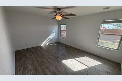 24185 W Desert Bloom Street, Buckeye, AZ 85326 - Photo 10