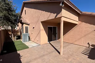 24185 W Desert Bloom St, Buckeye, AZ 85326 - Photo 22