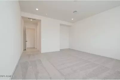 17641 W Highland Avenue, Goodyear, AZ 85395 - Photo 6