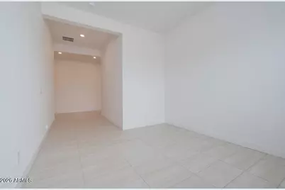 17641 W Highland Avenue, Goodyear, AZ 85395 - Photo 10