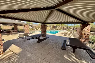 2725 E Mine Creek Rd, Phoenix, AZ 85024 - Photo 24