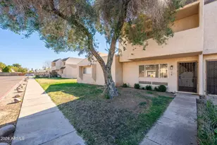 950 S Valencia, Mesa, AZ 85202 - Photo 2