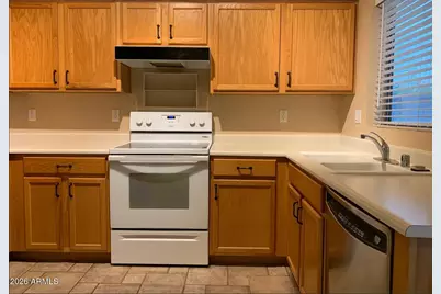 8279 N 112th Avenue, Peoria, AZ 85345 - Photo 10