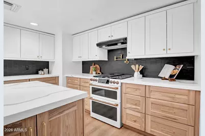 10624 N 38th Street, Phoenix, AZ 85028 - Photo 14