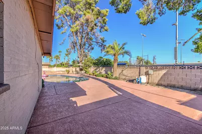 4513 W El Caminito Drive, Glendale, AZ 85302 - Photo 36